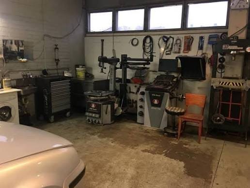 Motors Auto Service Rengaspalvelut ja huoltolaitteet - Motors Auto Servicella Turussa
